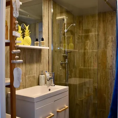 Les Residences Et Bungalows De Giens 아파트 *